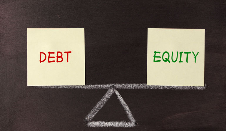تمويل رأس المال مقابل تمويل الديون: ما الفرق؟