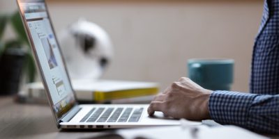 كيفية مراقبة أداء الموظفين