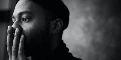 معوقات التفكير النقدي